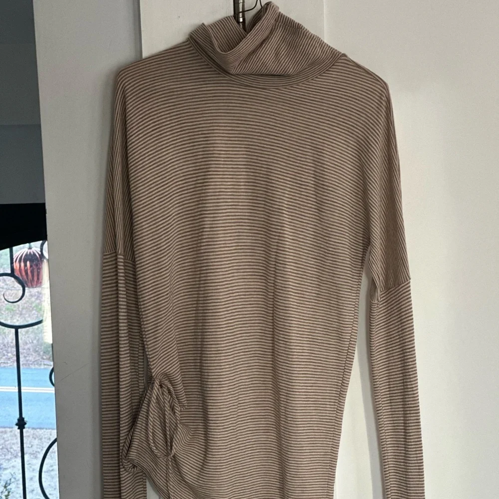 Humanoid Long Sleeve Shirt Size Medium - Picture 1 of 2